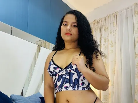 Have a live chat with webcam model AbrilOrozco