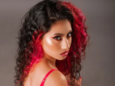 sex web cam model AishaSavedra