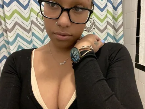 live webcam sex model AliyahHuney