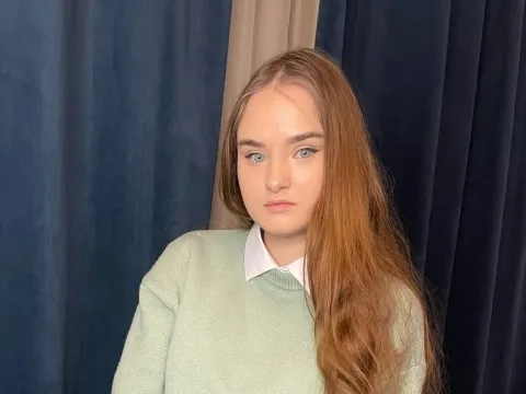 teen webcam model CateAtlee