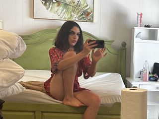 real live sex model CharlotteRock