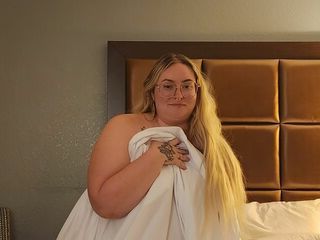 live real sex model ClaireEllise