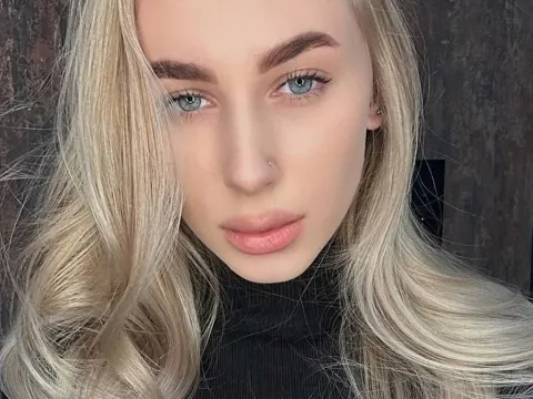 live sex video chat model DanielaLaroche