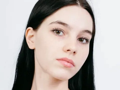 pussy webcam model DominoGreenway