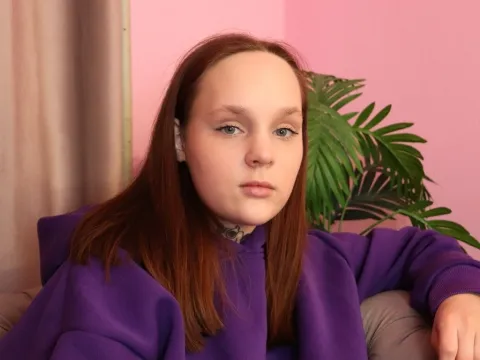 adult webcam model ElizabethAkers