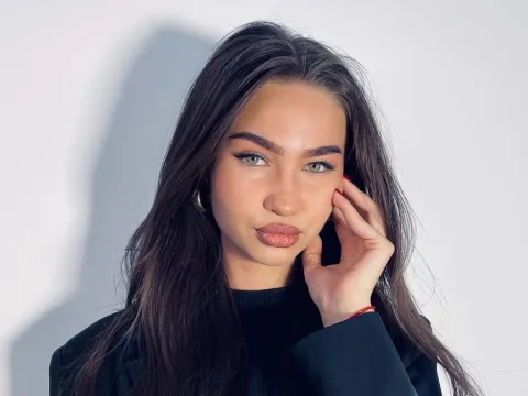 adult webcam model ElletteBendall