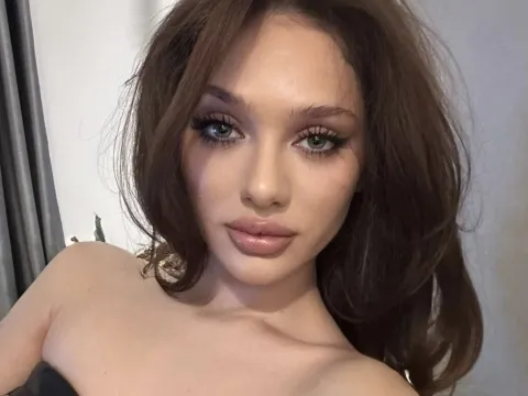 jasmine webcam model EloraGoldie