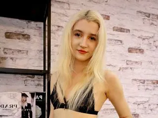 adult live chat model ElsaQuenn