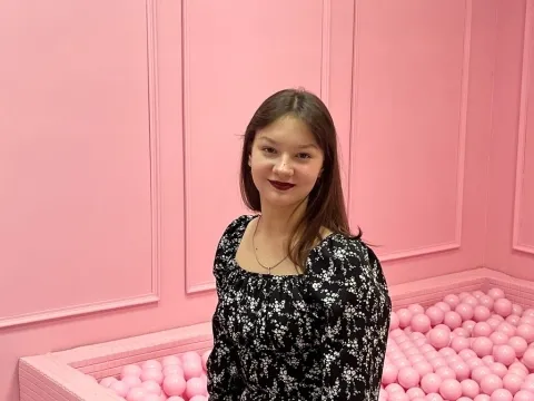 live sex show model FloraBlong