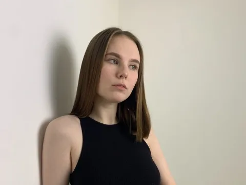 live sex cam model HenriettaHakey