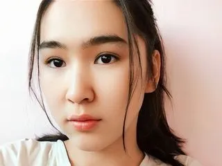teen webcam model JennyDen