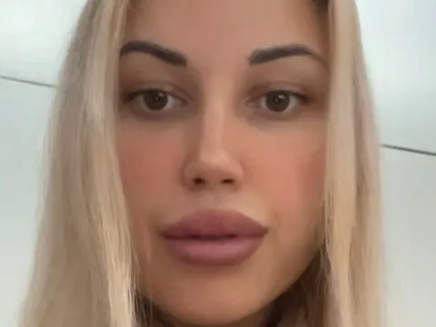 sexy webcam chat model KateyDolores