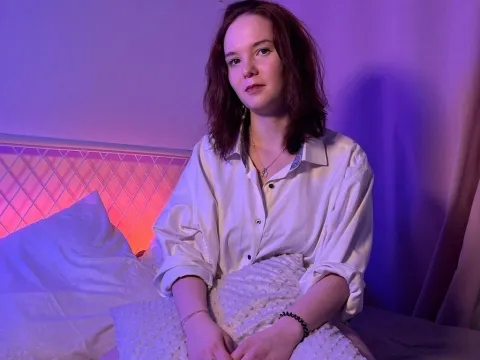 live online sex model KiraRosse