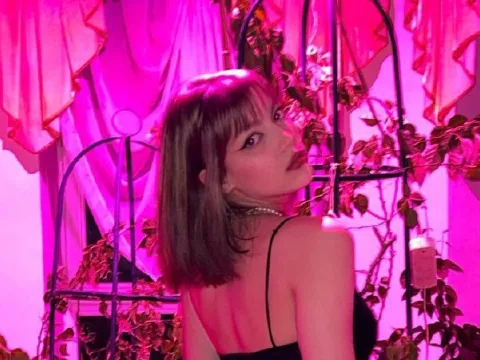 live porn model LilyHartmann