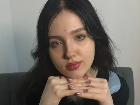 cock-sucking porn model LoraBaile
