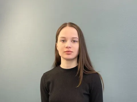 adult webcam model LorettaBow