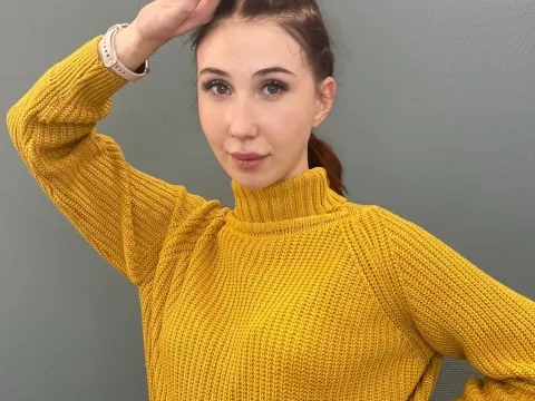 web cam sex model LynetteCrosier
