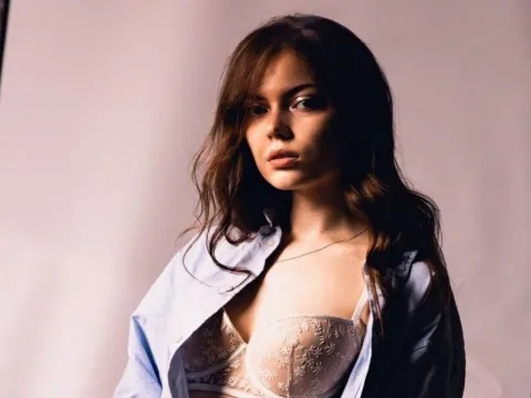 horny live sex model MelissaRios