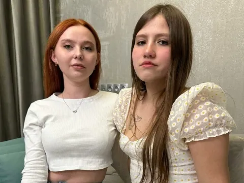 Click here for SEX WITH MeloniandBella