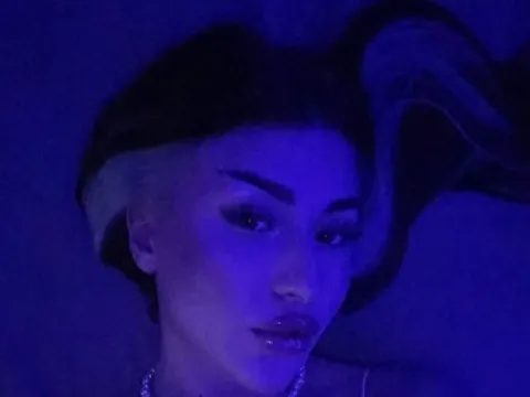 video live sex cam model MikkiWilson