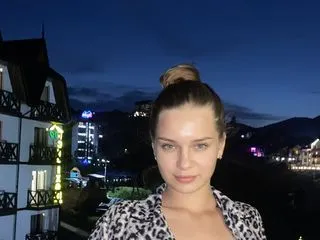 webcam sex model MiraMaer