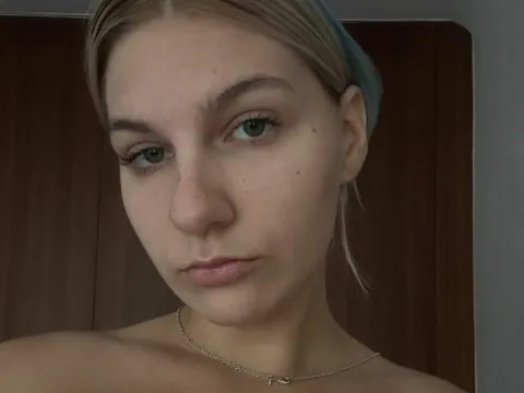naked webcams model MishelGilmor