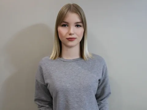 Führen Sie einen Live-Chat mit Webcam-Model NicoleStayman