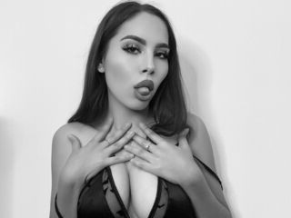 hot naked chat model OliviaFlames