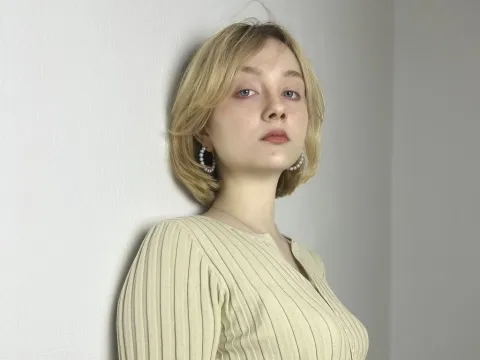 live sex model PhilippaGingell
