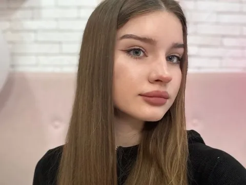 live sex video model RoxiRoyal