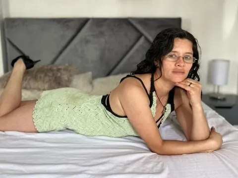live sex porn model SereneValdirik