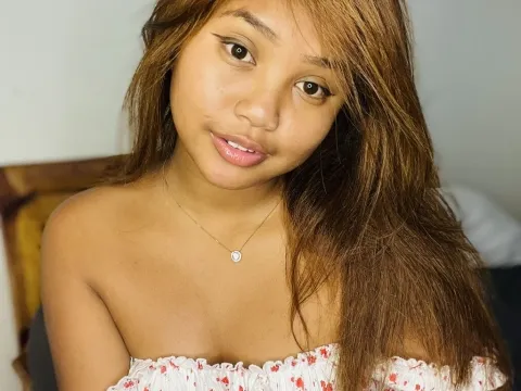 nude webcams model Skay