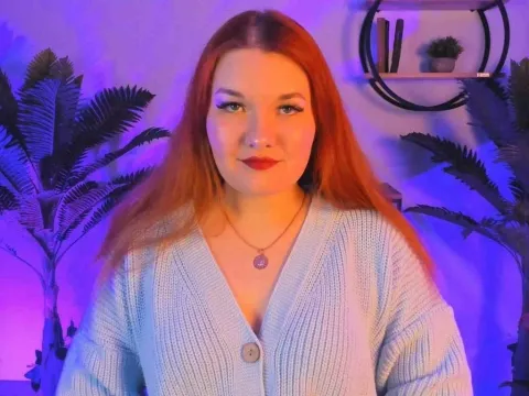 live sex web cam model SuzaneMore