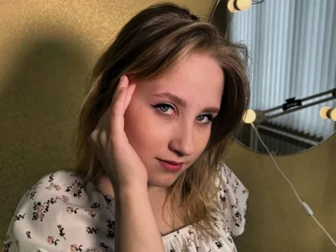 amateur teen sex model WillaEveringham